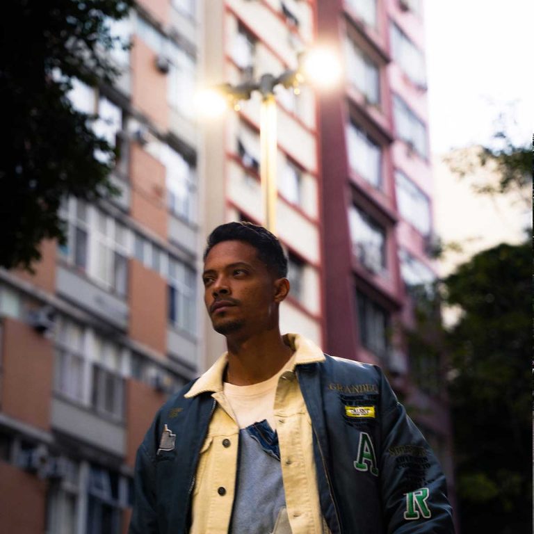 Tô-Sozinho---Nando-Brandão-05